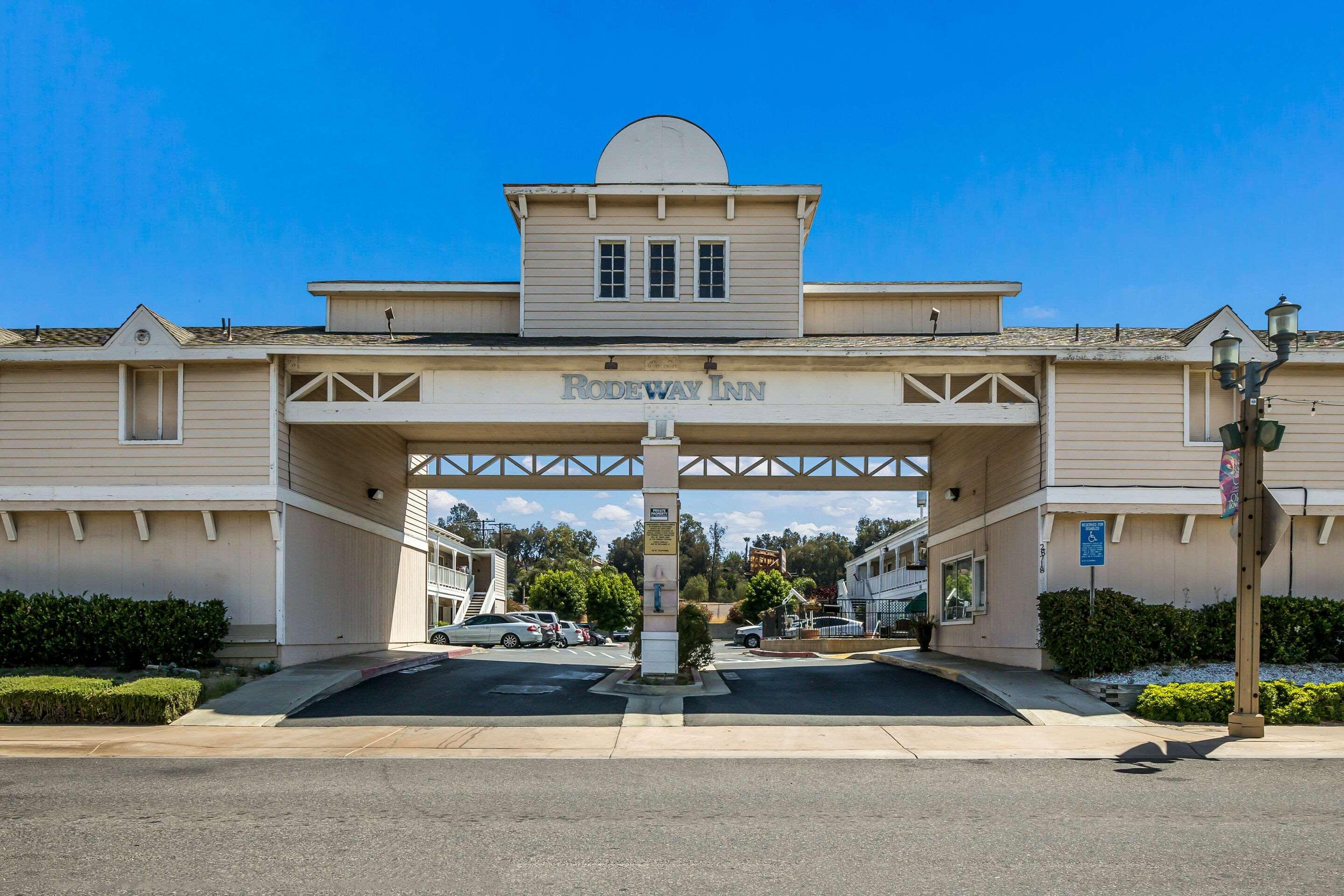 Rodeway Inn Old Town Temecula Luaran gambar